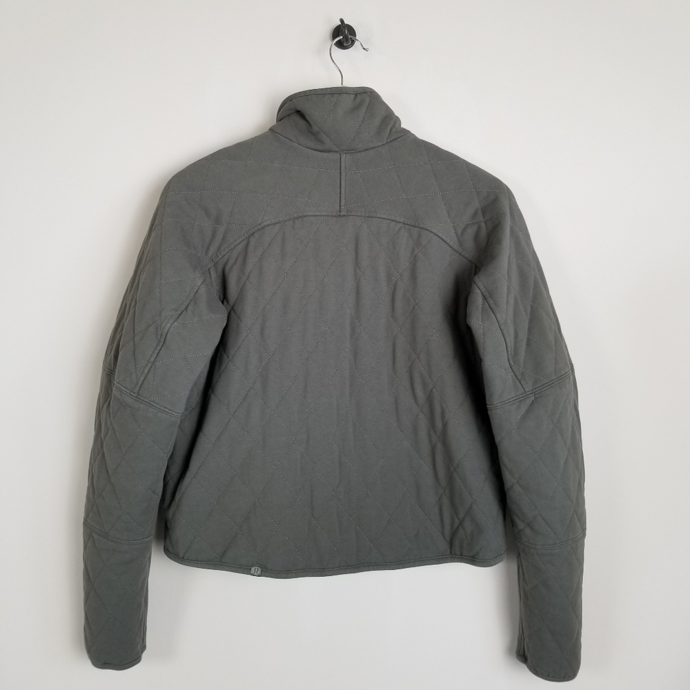 Lululemon Quilted Calm Jacket Army Green Size 4 - Picture 3 of 8